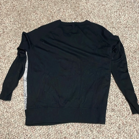 Joie cashmere silk sweater in almost new condition - Picture 9 of 9